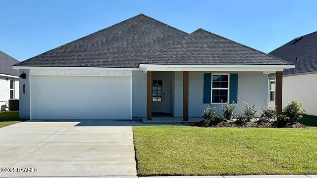 $266,500 | 120 Eden Ridge, Duson, LA 70529
