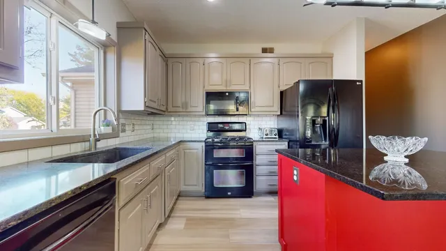 $515,000 | 3435 Kalenda Avenue Northeast, St. Michael, MN 55376