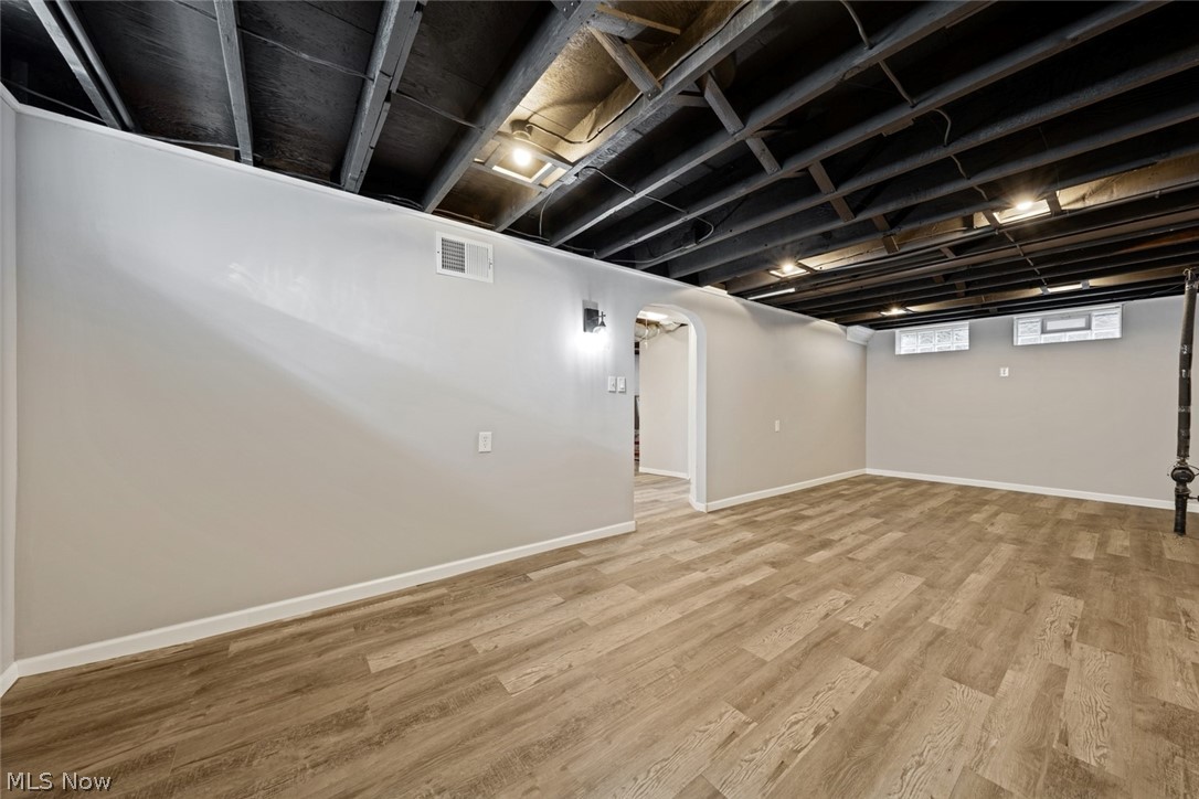 1206 Lander Road Mayfield Heights, OH 44124 - Photo 28 of 36 Gallery Image 28