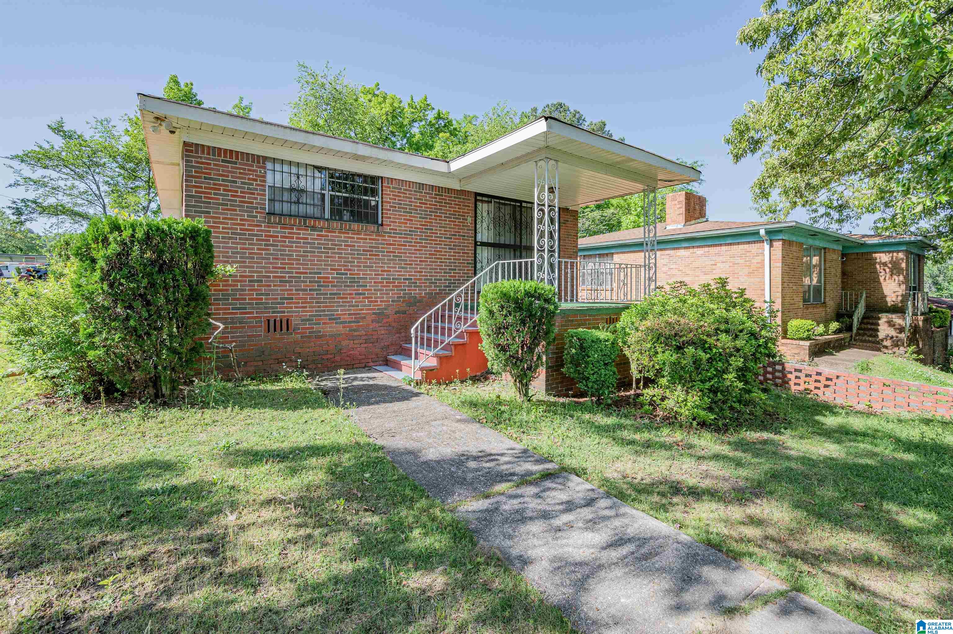 301 17th Avenue Southwest Birmingham, AL 35211 - Photo 1 of 35