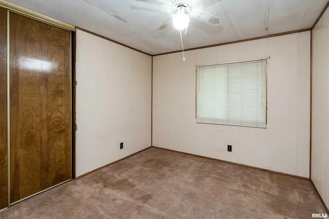 $94,900 | 208 West Pennsylvania Avenue, Pittsburg, IL 62974