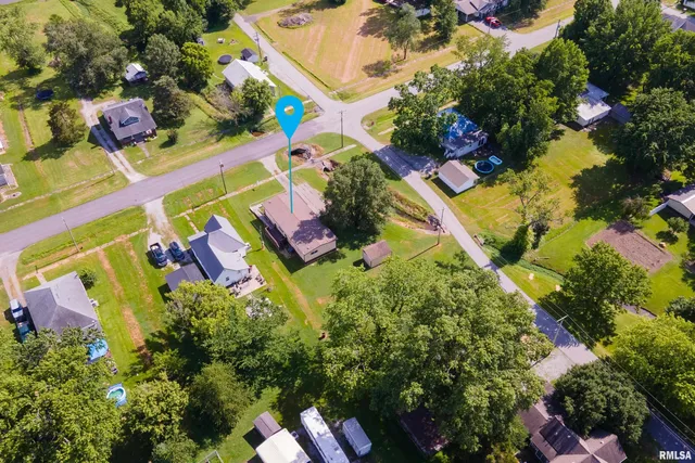 $94,900 | 208 West Pennsylvania Avenue, Pittsburg, IL 62974