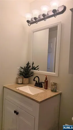 $2,850 | 2098 Francis Court, Unit 2098, Mahwah, NJ 07430