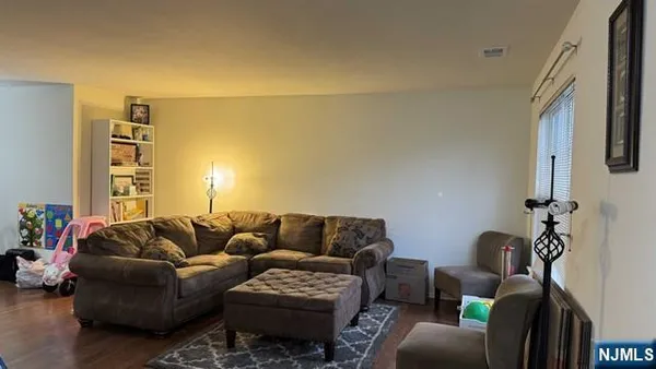 $2,850 | 2098 Francis Court, Unit 2098, Mahwah, NJ 07430