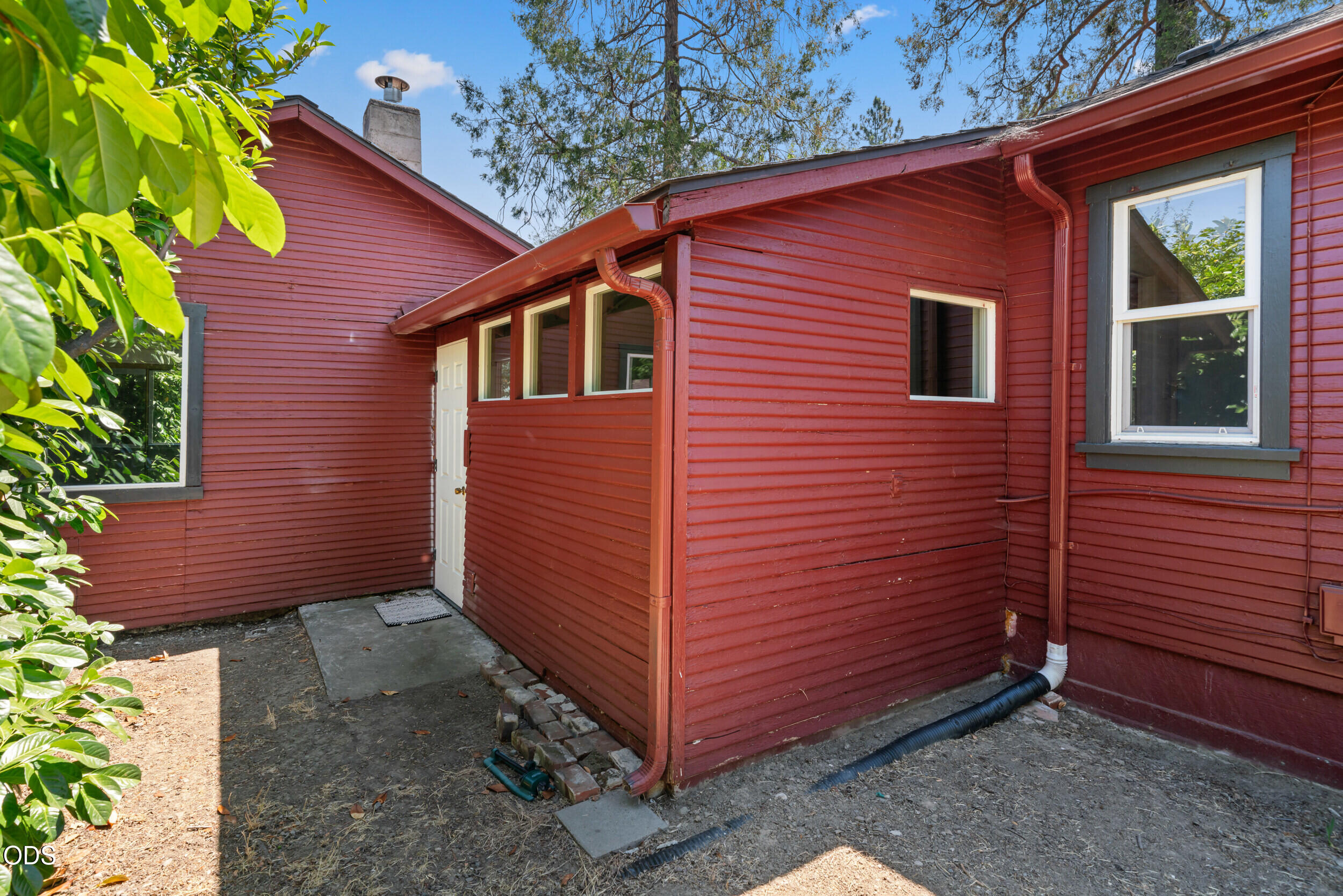 105 Maple Street Phoenix, OR 97535 - Photo 21 of 29