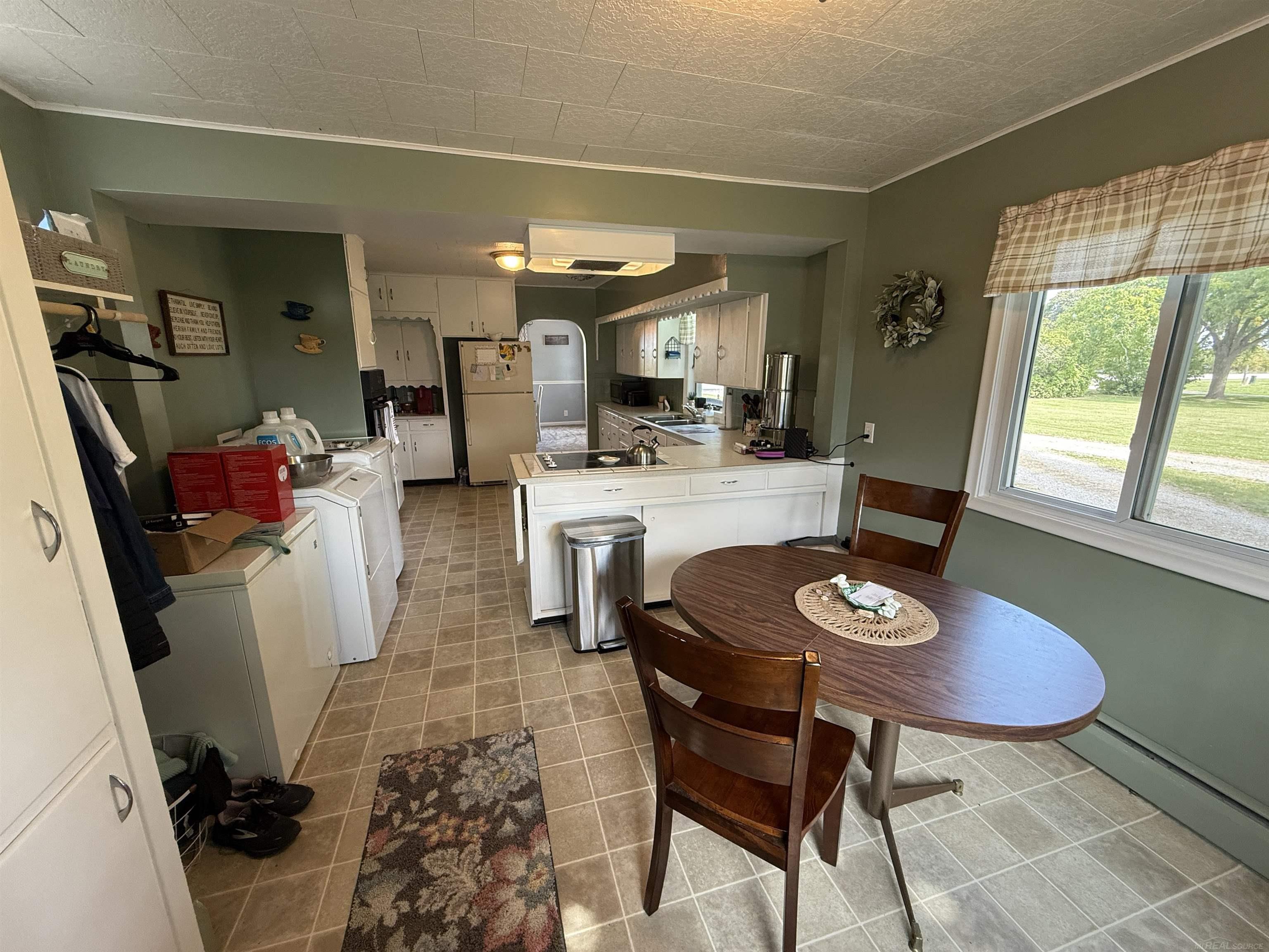 8637 Pigeon Road Bay Port, MI 48720 - Photo 33 of 54 50189250-5416e2b5-62a1-425f-9818-de4410c8f4fa.JPG