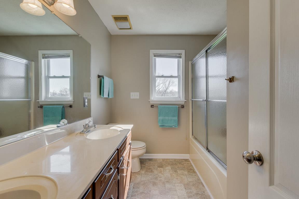 602 Luther Road Dickson, TN 37055 - Photo 20 of 26 Upstairs Full bath. Double Vanity and Bath/Shower Combo