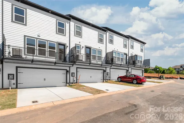 $2,395 | 3012 Rexton Lane, Charlotte, NC 28262