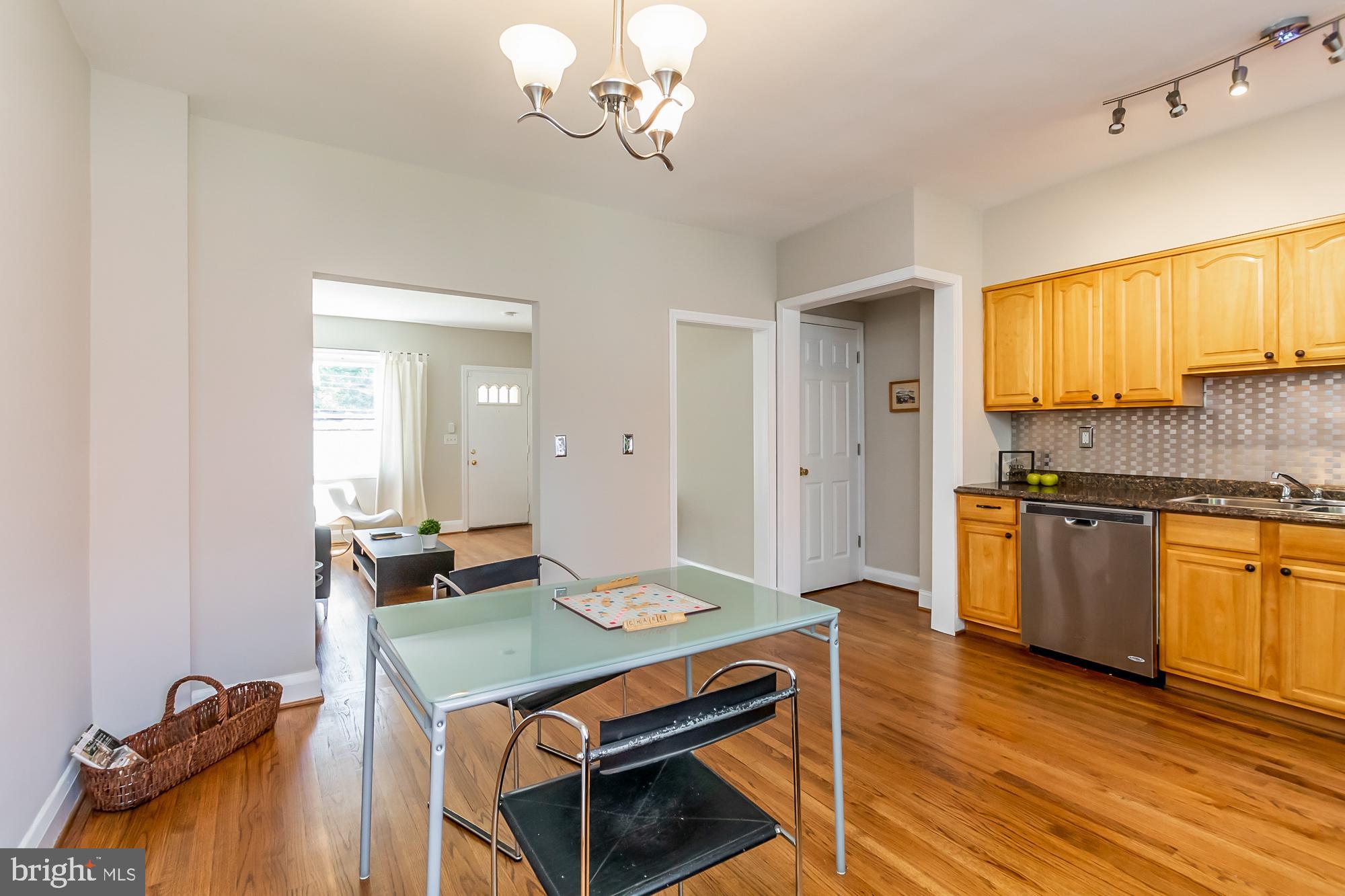 4232 Evans Chapel Road Baltimore, MD 21211 - Photo 5 of 28