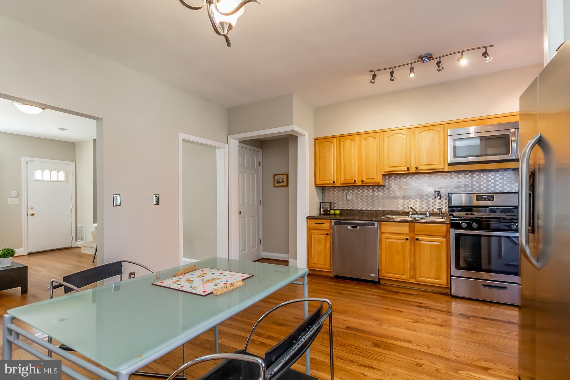 4232 Evans Chapel Road Baltimore, MD 21211 - Photo 8 of 28