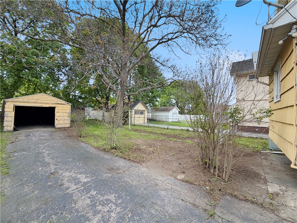 35 Wakefield Street Rochester, NY 14621 - Photo 8 of 11