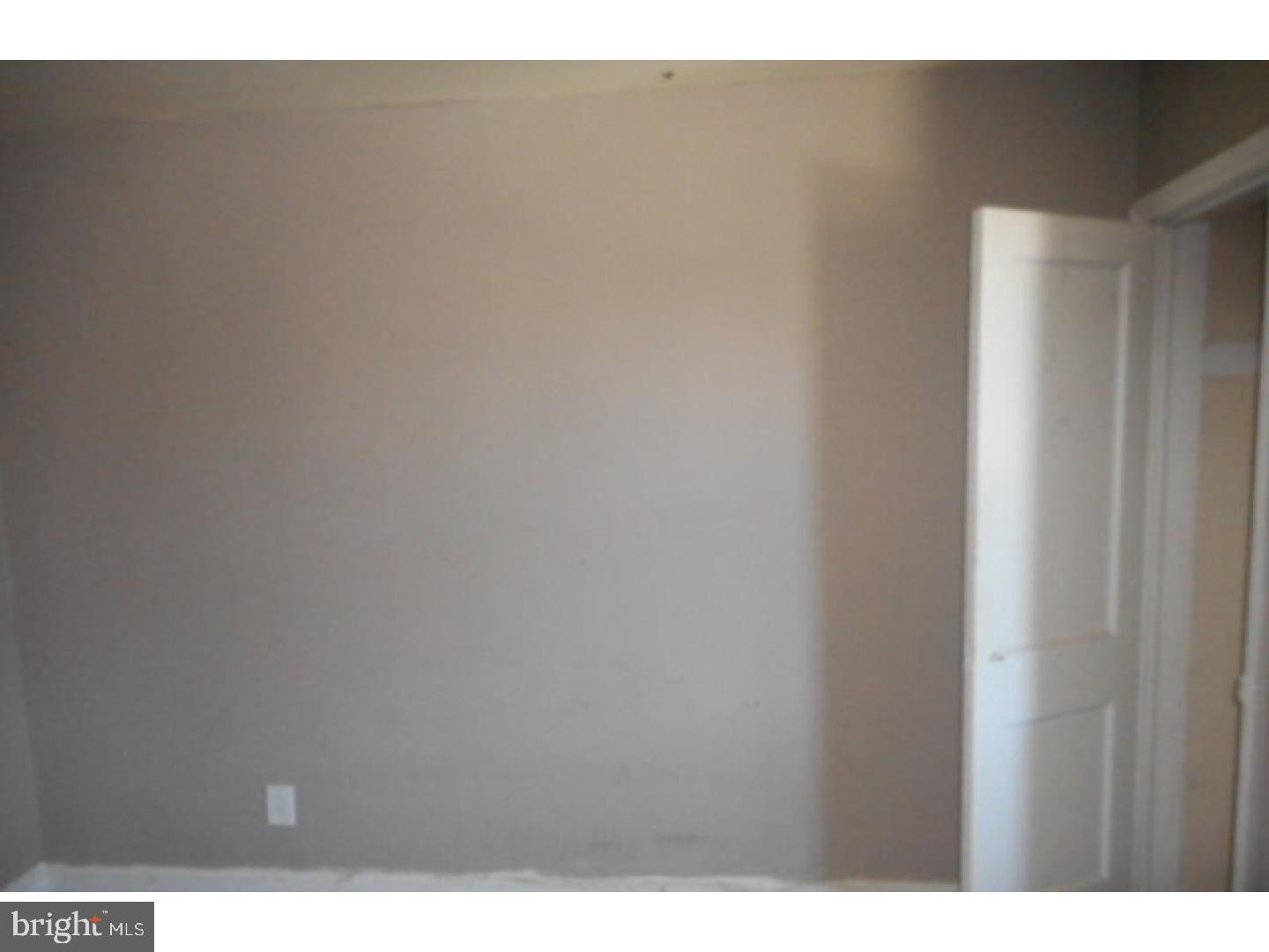 509 Pfeiffer Street Camden, NJ 08105 - Photo 8 of 12 Gallery Image 8