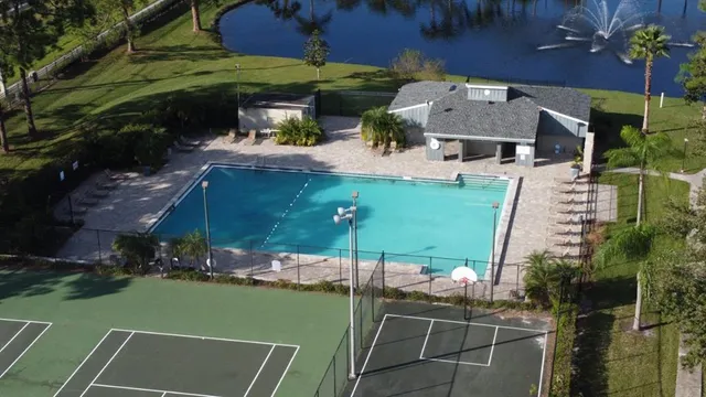 $174,900 | 5564 Slash Pine Court, Unit 4, Orlando, FL 32811