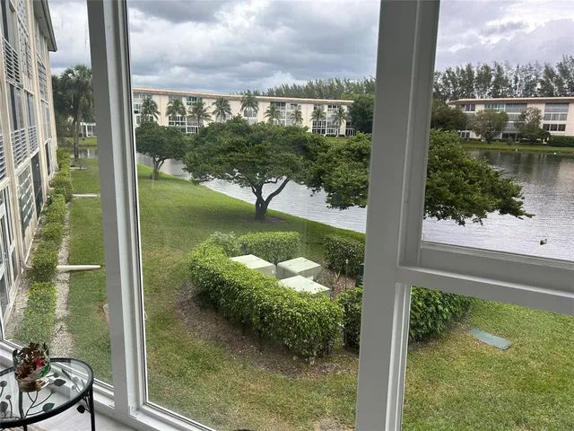 $2,000 | 1902 Bermuda Circle, Unit G2, Coconut Creek, FL 33066