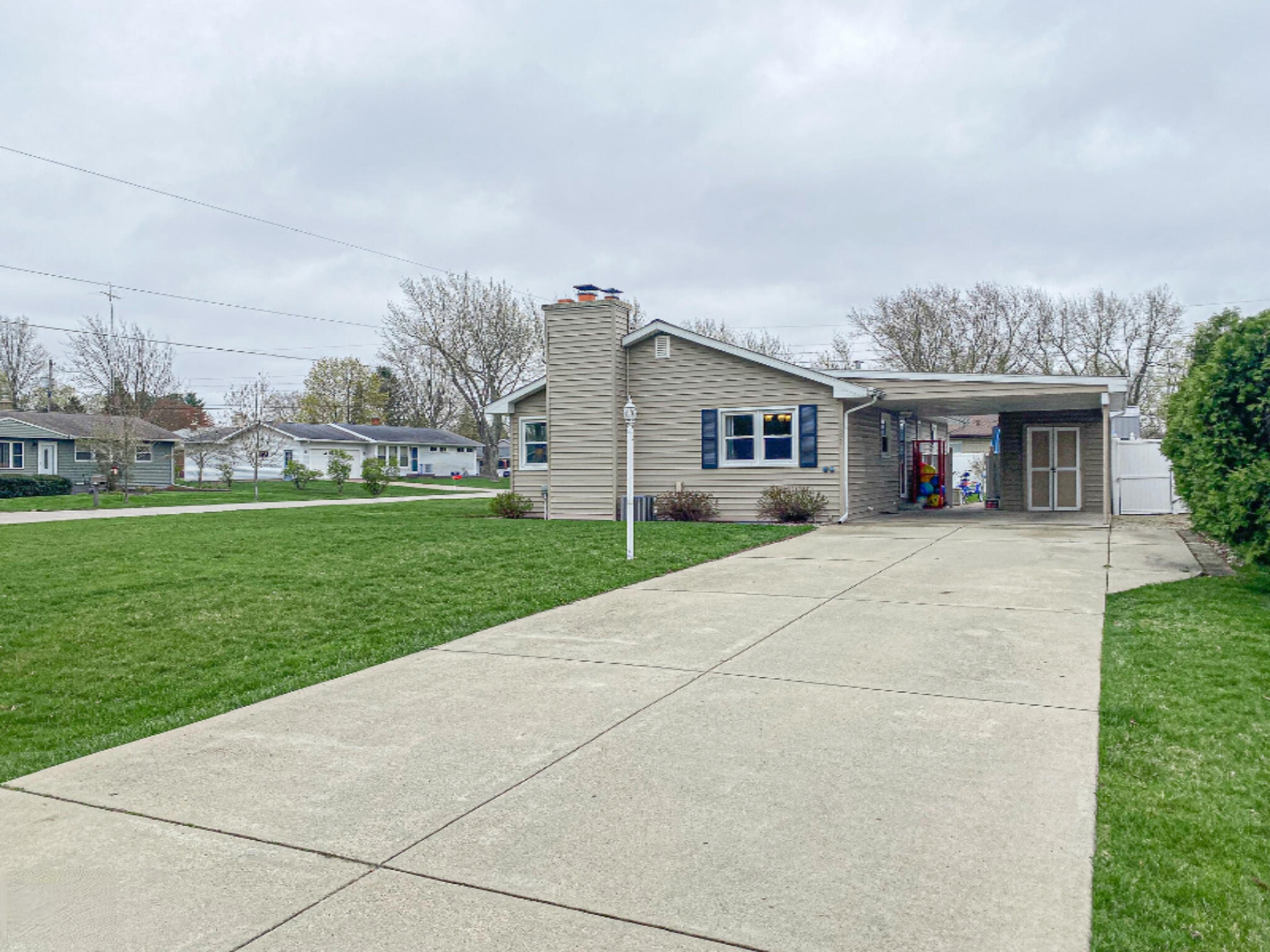 1036 Wedgewood Road St. Joseph, MI 49085 - Photo 34 of 41 IMG_2089