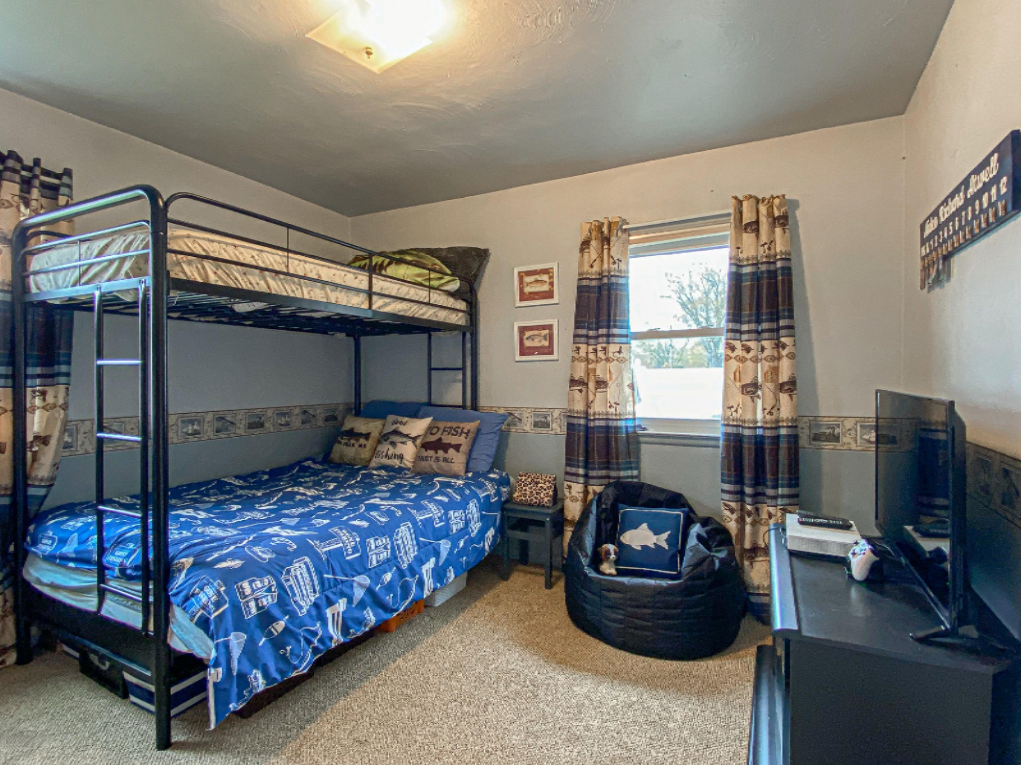 1036 Wedgewood Road St. Joseph, MI 49085 - Photo 9 of 41 IMG_2107