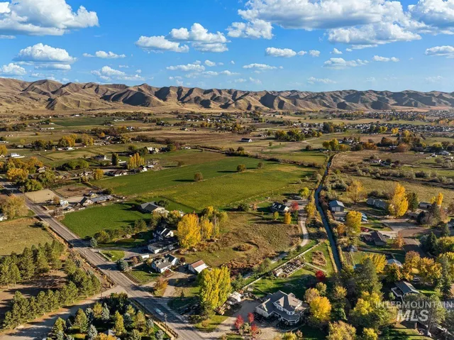 $850,000 | 2185 Waterwheel Road, Emmett, ID 83617