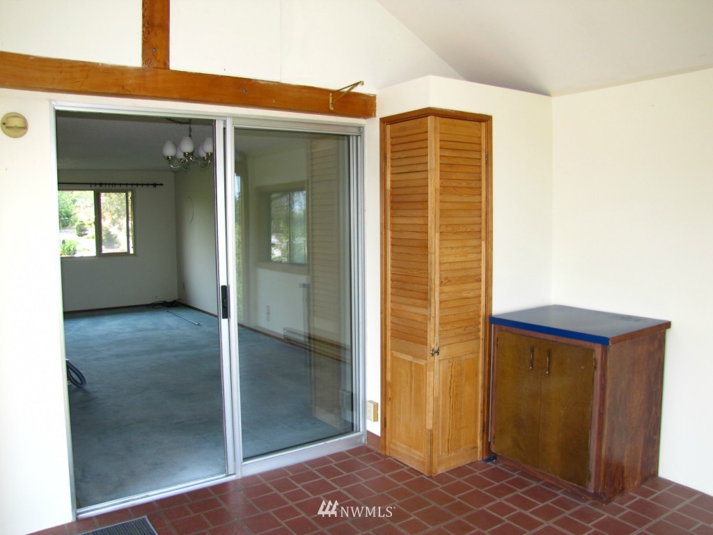 938 Hendricks Street Port Townsend, WA 98368 - Photo 12 of 25