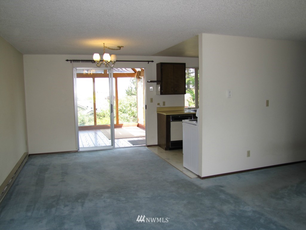938 Hendricks Street Port Townsend, WA 98368 - Photo 6 of 25