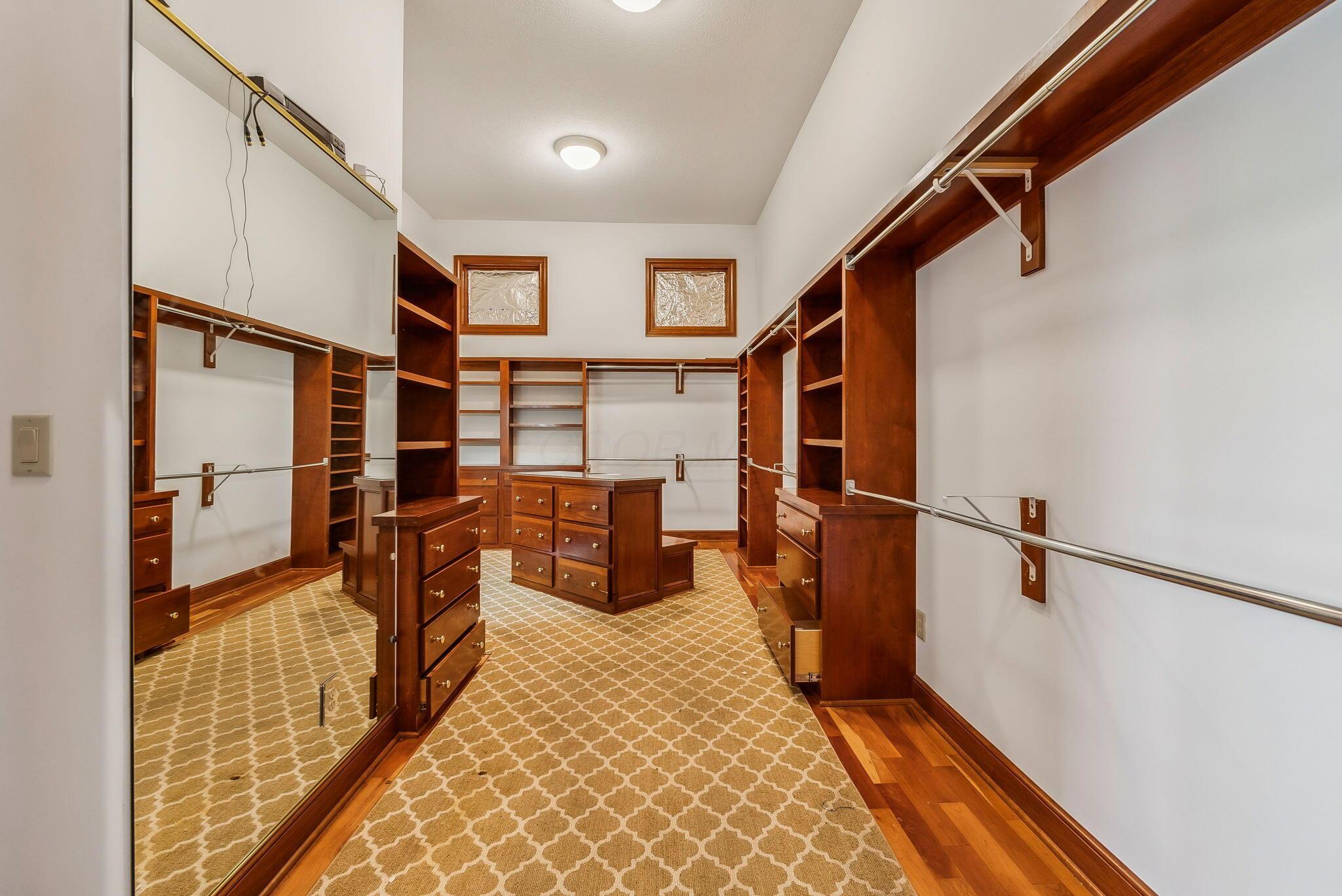 1790 Jewett Road Powell, OH 43065 - Photo 18 of 40 walk in closet