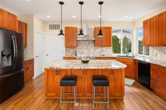 $1,400,000 | 5127 South Orcas Street, Seattle, WA 98118