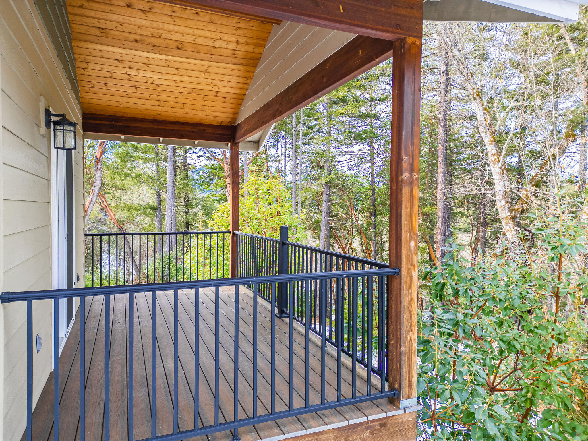 10523 Lower River Road Grants Pass, OR 97526 - Photo 42 of 58 Private balcony off the apartment.