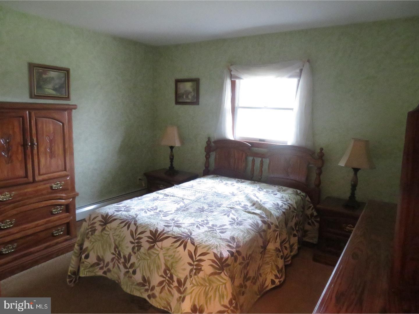 4 Harrow Road Levittown, PA 19056 - Photo 9 of 22 Bedroom - Main