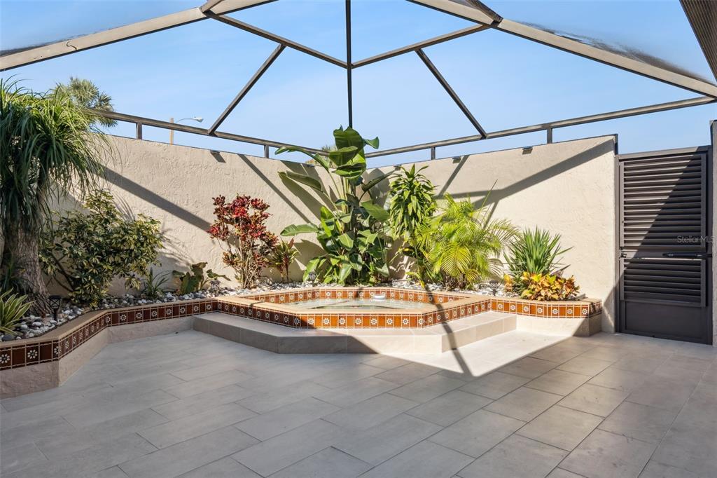 1932 Maple Circle, Unit 1932 Tavares, FL 32778 - Photo 28 of 39 a view of outdoor space and yard