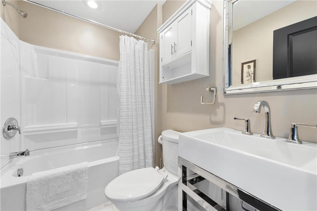 770 Washington Road Mt. Lebanon, PA 15228 - Photo 32 of 42 Gallery Image 32