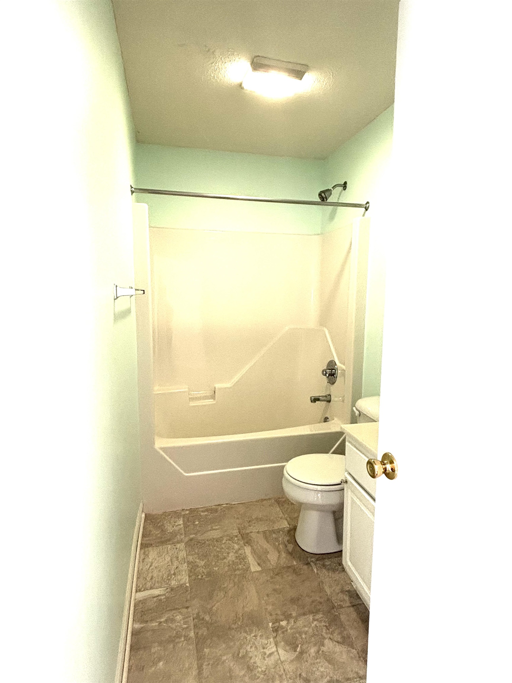 2400 Monroe Street Waynesboro, VA 22980 - Photo 11 of 23
