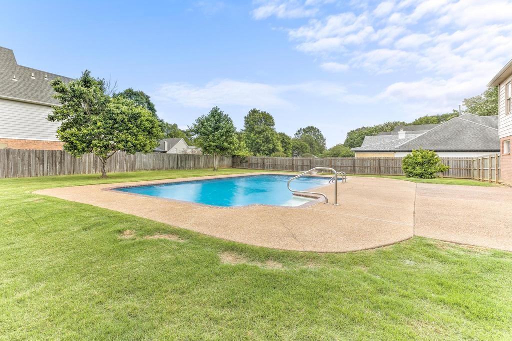 520 Hughes Road Collierville, TN 38017 - Photo 3 of 22 Gallery Image 3