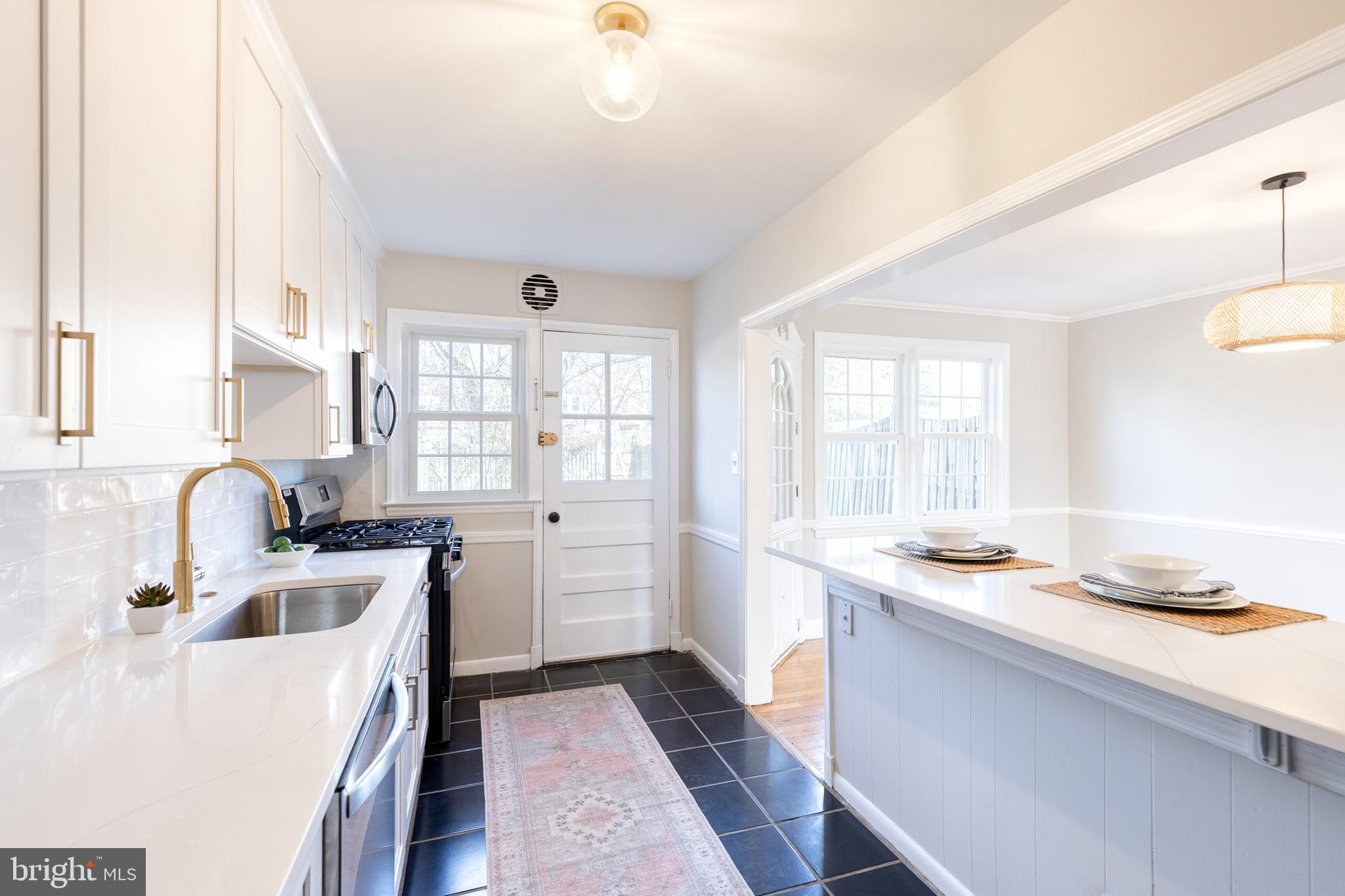 130 Dumbarton Road Baltimore, MD 21212 - Photo 11 of 22