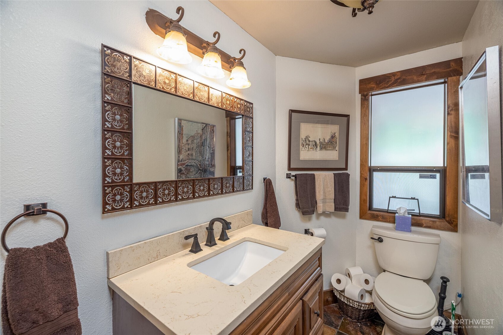 905 Queen Street Bellingham, WA 98229 - Photo 23 of 39