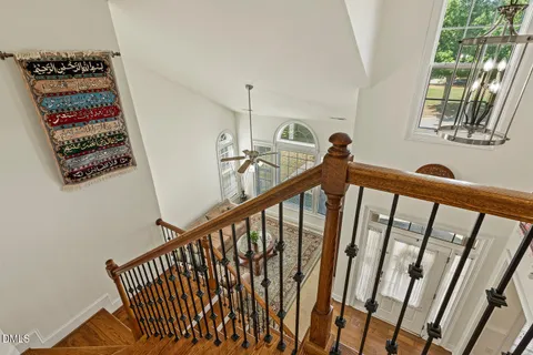 a view of entryway with a window