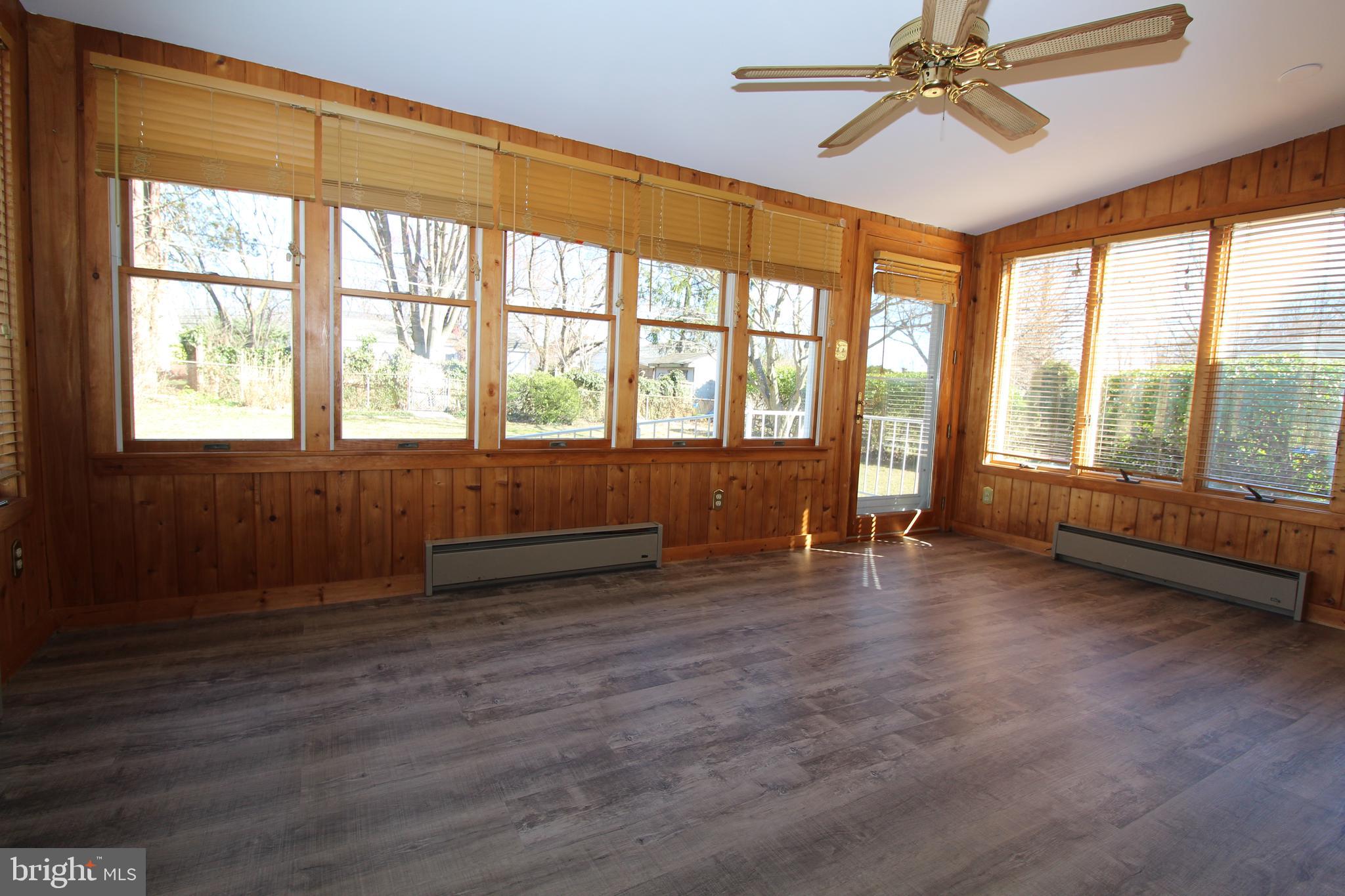 105 Woodwind Road Baltimore, MD 21228 - Photo 18 of 43 Family Room