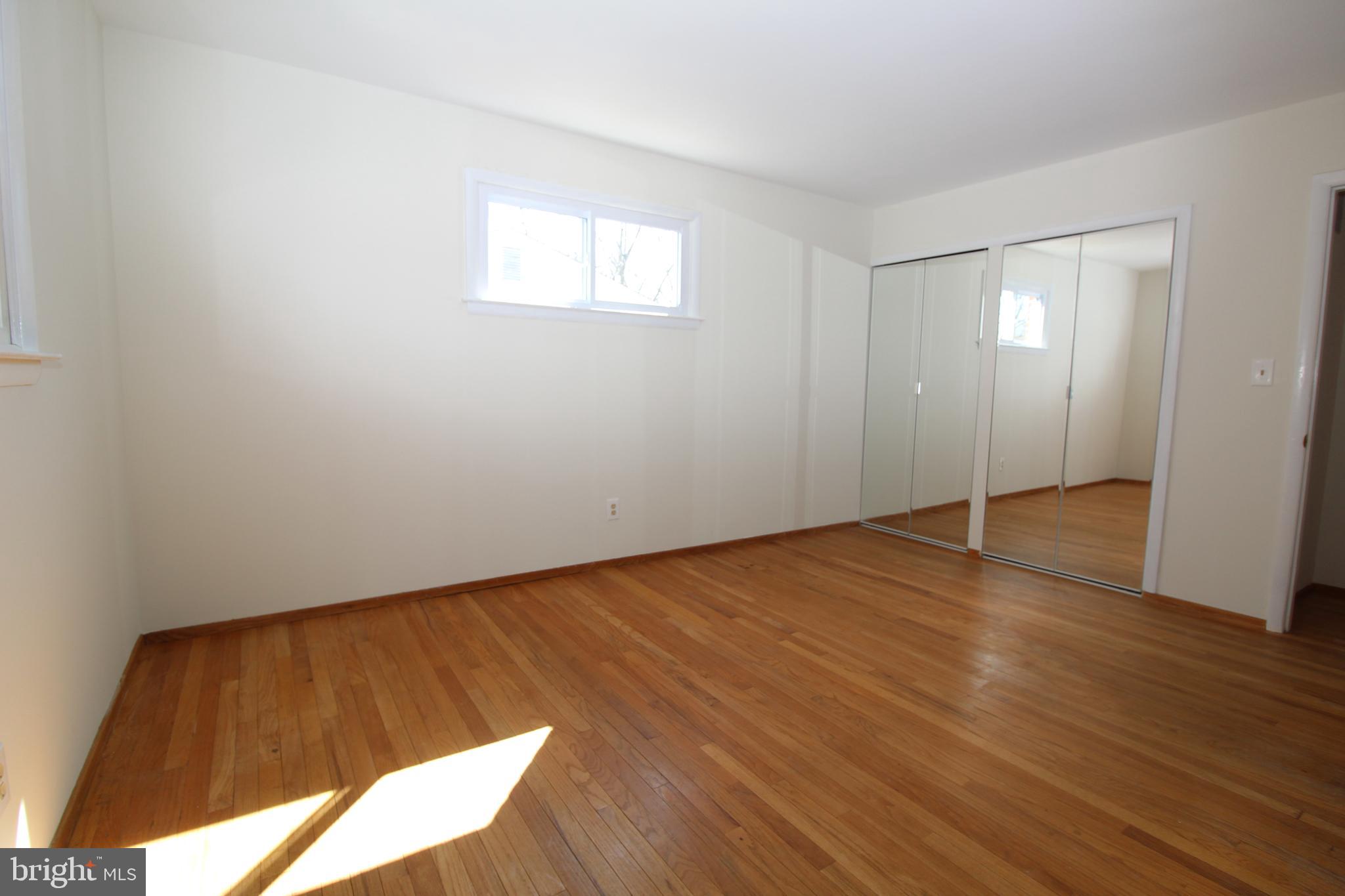 105 Woodwind Road Baltimore, MD 21228 - Photo 24 of 43 Bedroom