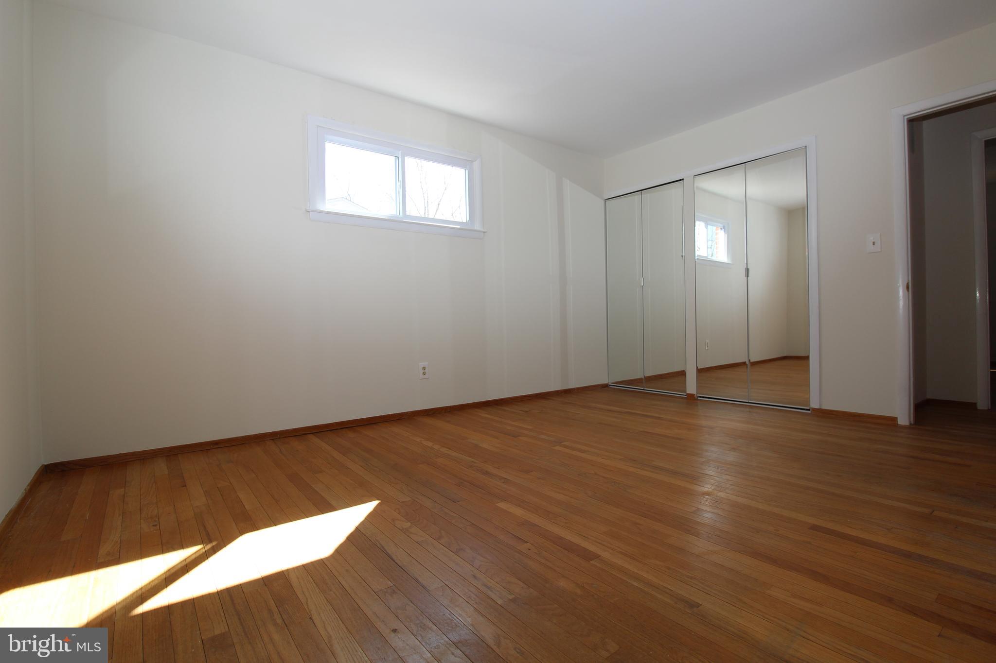 105 Woodwind Road Baltimore, MD 21228 - Photo 25 of 43 Bedroom