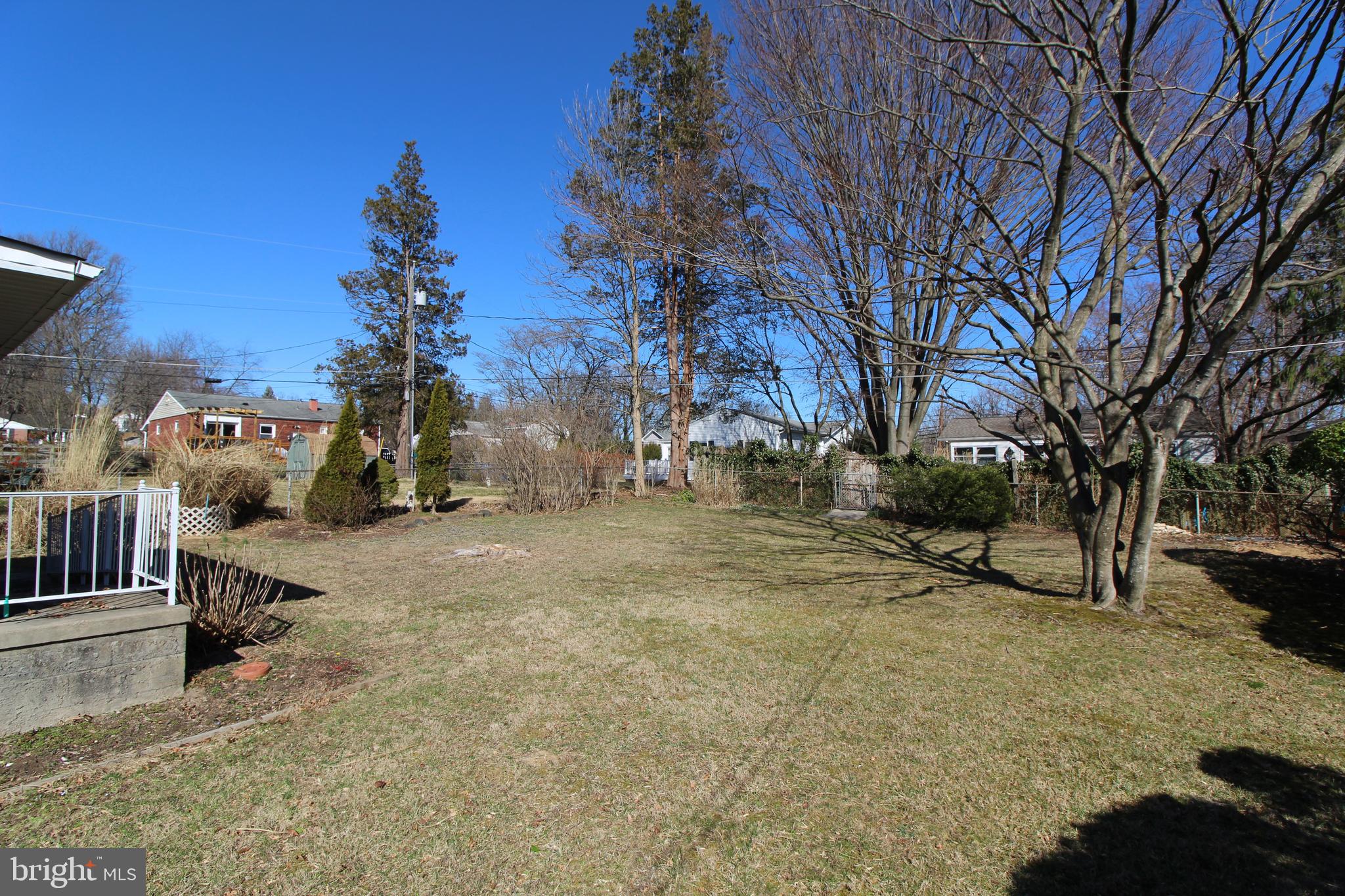 105 Woodwind Road Baltimore, MD 21228 - Photo 41 of 43 Backyard