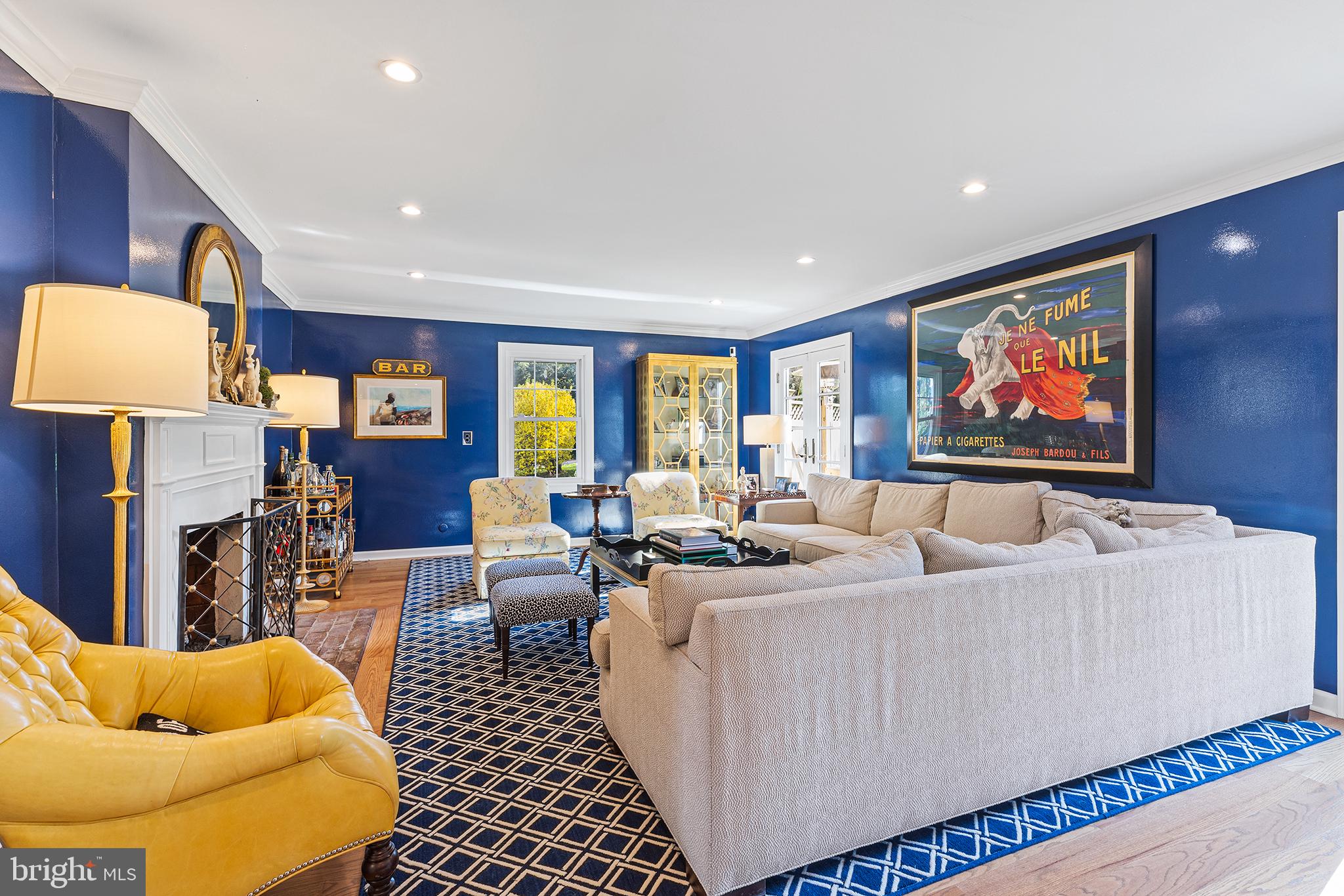 410 North Valley Forge Road Devon, PA 19333 - Photo 4 of 65 Living room with gas fireplace
