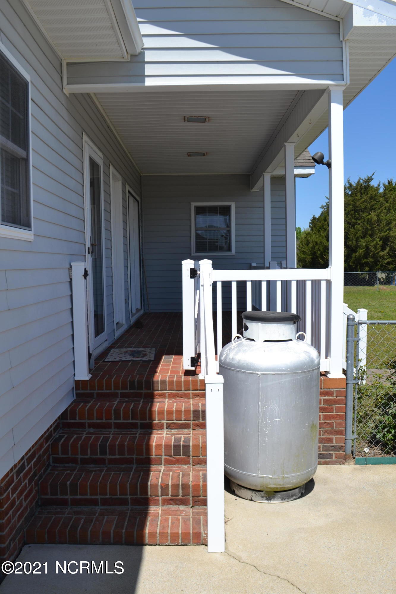 4588 Wyse Fork Road Dover, NC 28526 - Photo 5 of 19 DSC_0203