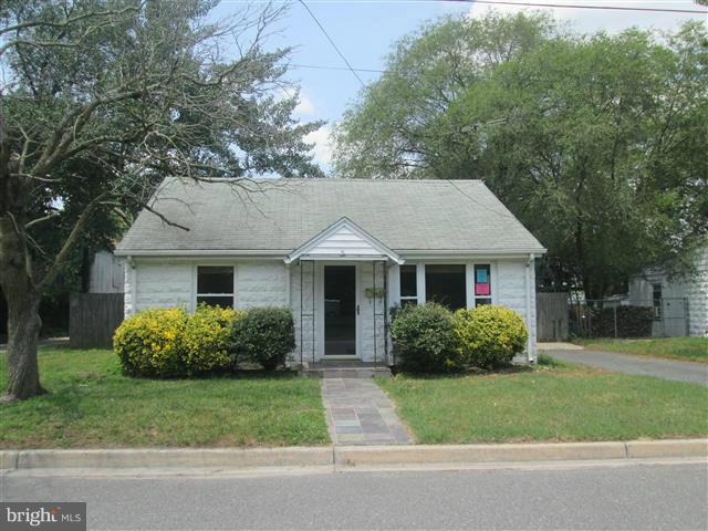 9 South 8th Street Ridgely, MD 21660 - Photo 1 of 20 Exterior (Front)