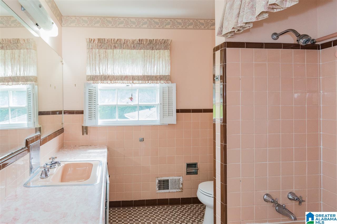 1525 Wellington Road Birmingham, AL 35209 - Photo 21 of 39