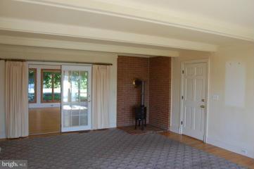 7800 Quaker Neck Road Chestertown, MD 21620 - Photo 9 of 20 Family Room