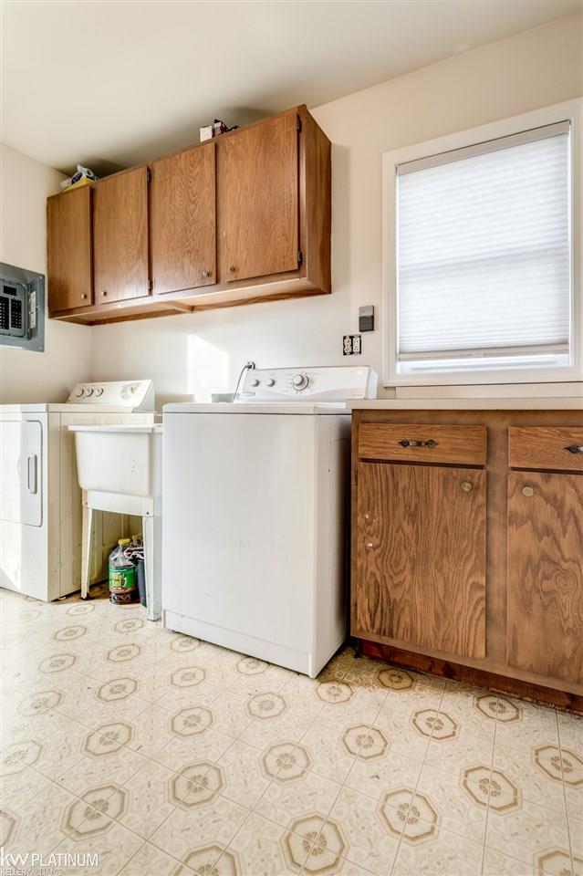 3195 Range Road Port Huron, MI 48060 - Photo 22 of 23 50029811-21.JPG