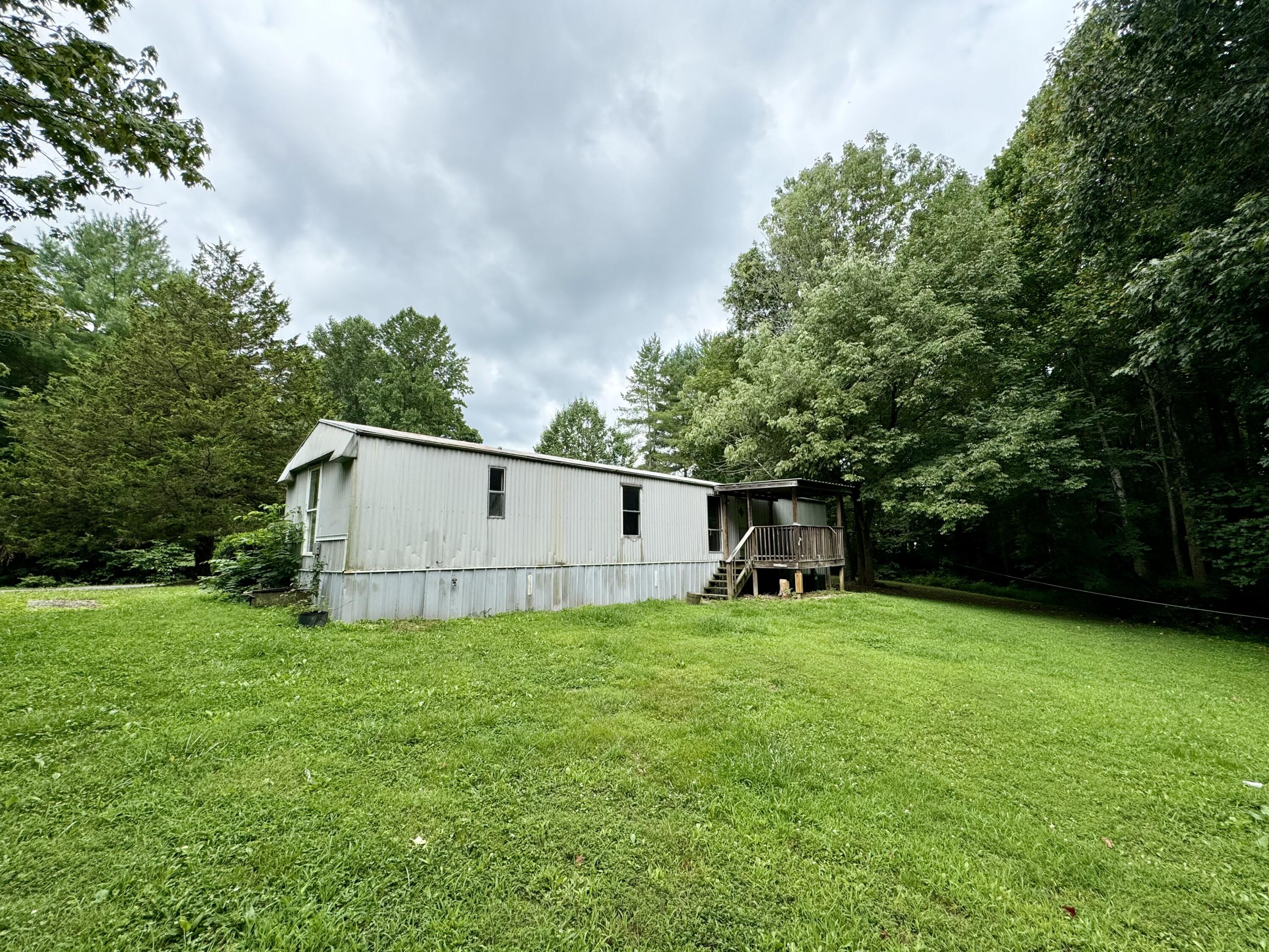 3375 Ewing Ridge Road Dunnville, KY 42528 - Photo 5 of 16 IMG_8679