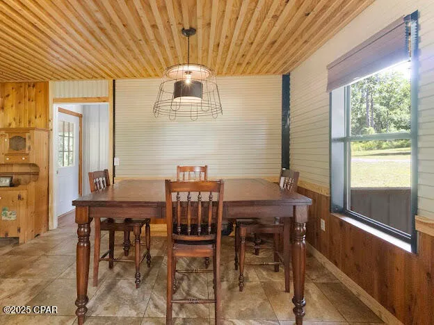 $498,500 | 2921 Ambus Lane, Chipley, FL 32428