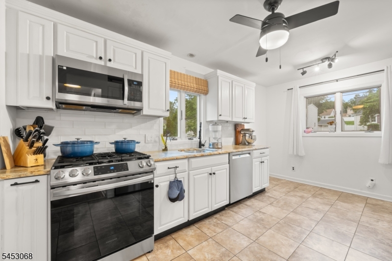 144 Harrington Road Clifton, NJ 07012 - Photo 8 of 23 Gallery Image 8