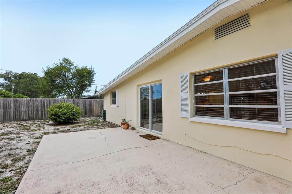 1856 Southview Road Largo, FL 33770 - Photo 23 of 27