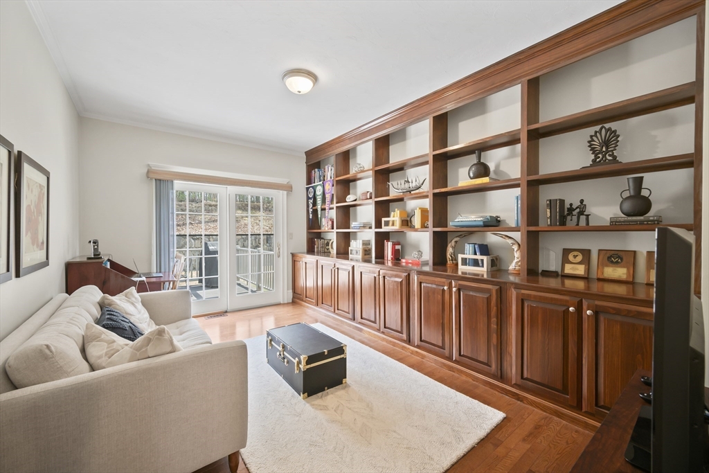 30 Nobscot Road, Unit 1 Sudbury, MA 01776 - Photo 18 of 42 a living room with furniture