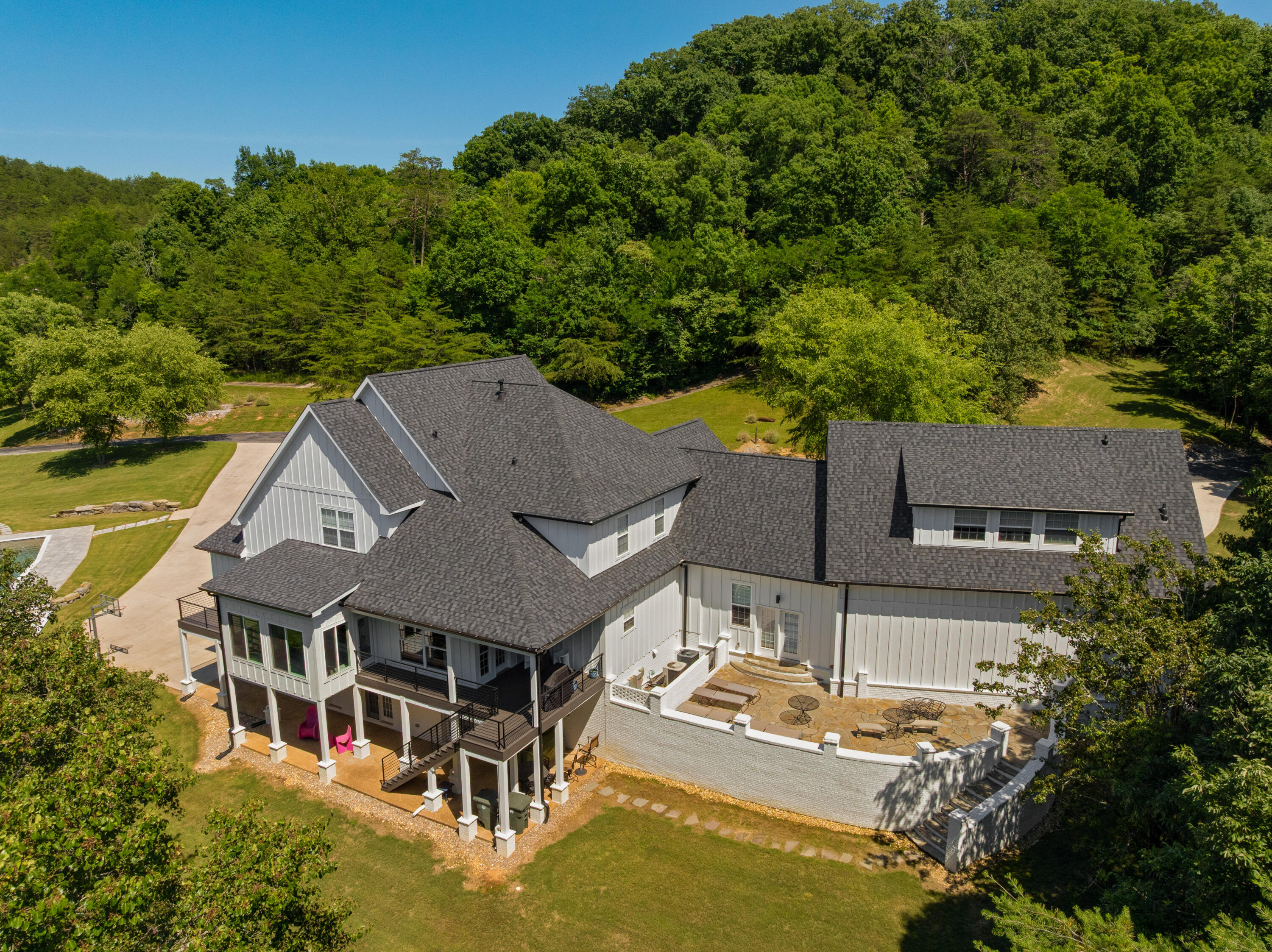 527 Reads Lake Road Chattanooga, TN 37415 - Photo 11 of 100 06 - 527 Reads Lake - Drone